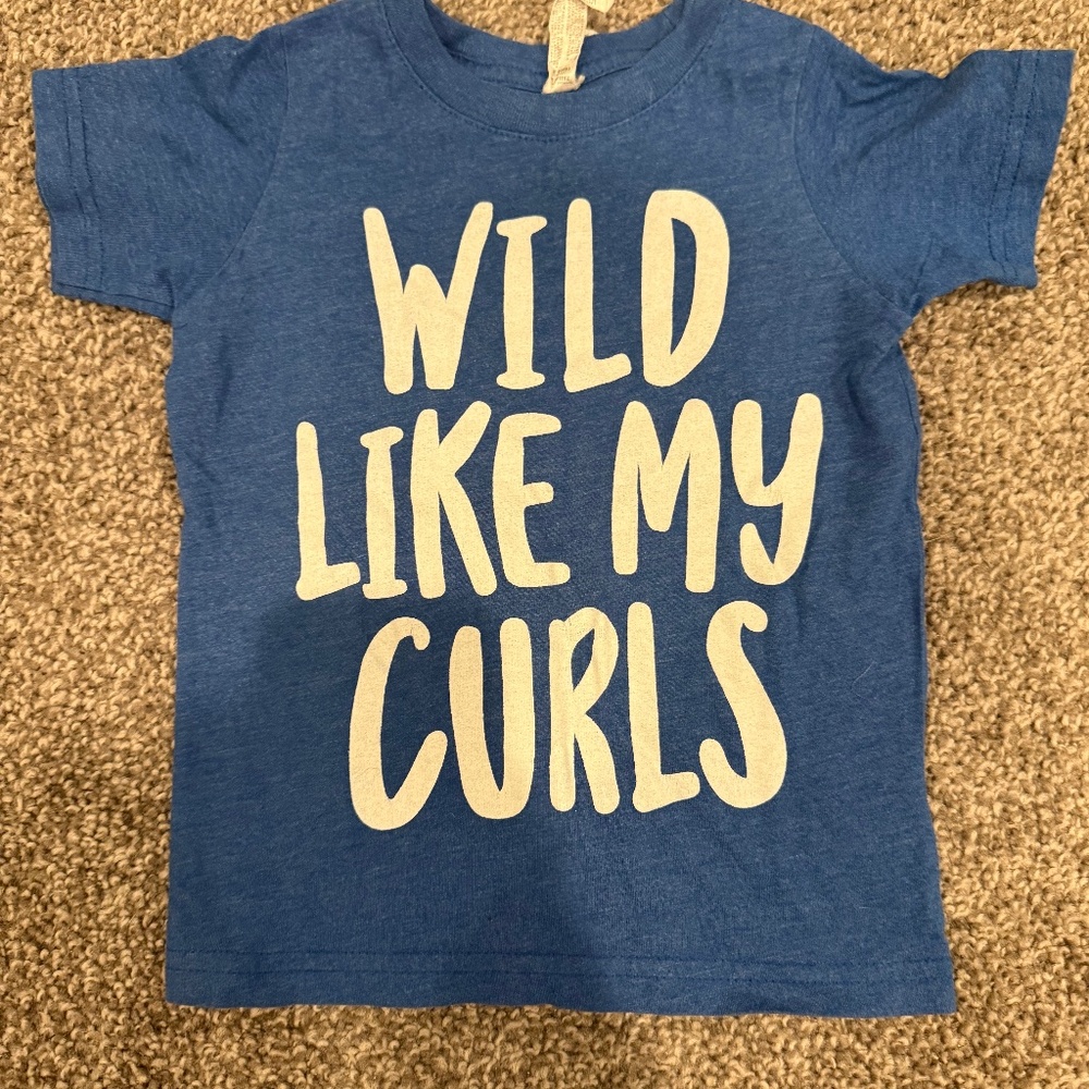 Wild like my curls tee